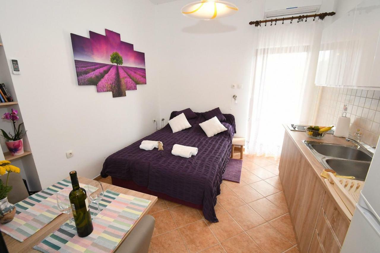 Studio Apartman Kris Marinici  Ngoại thất bức ảnh