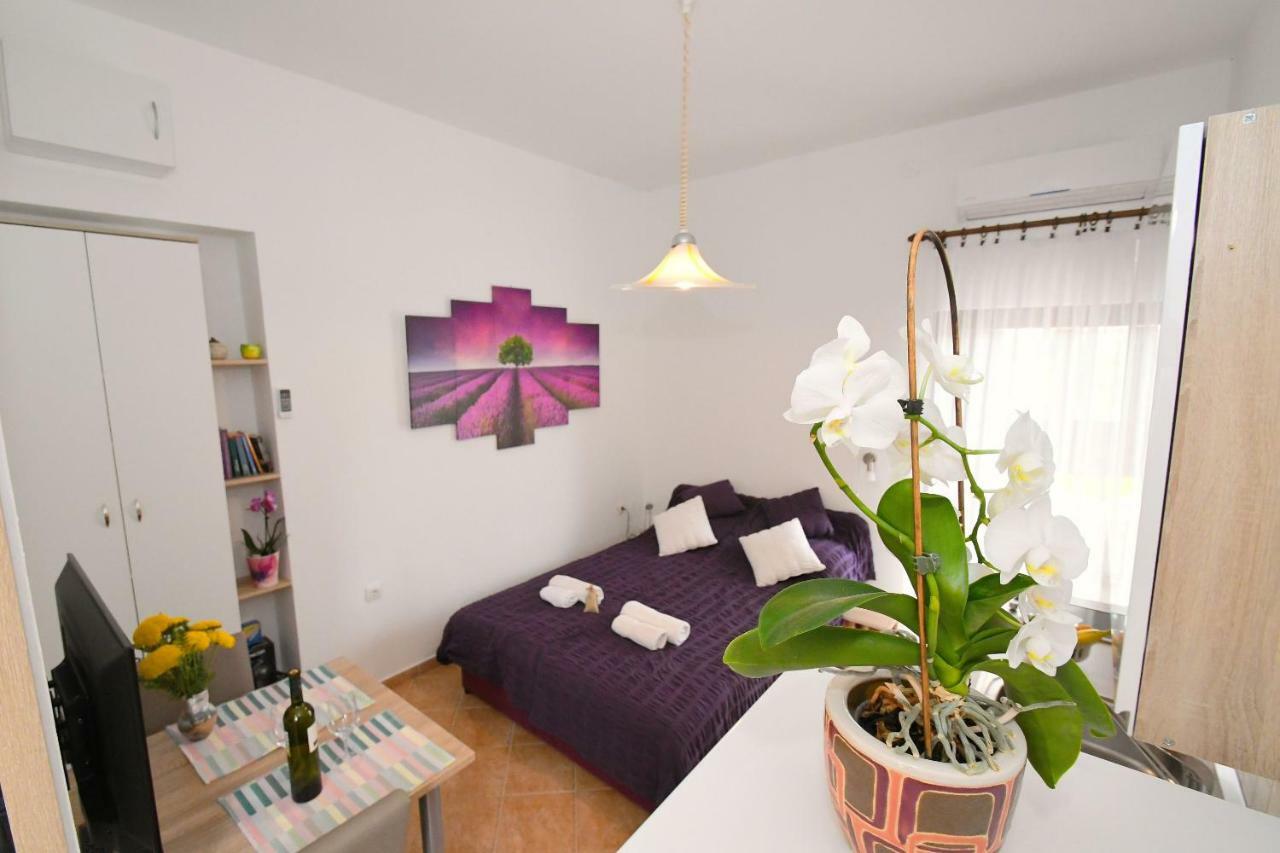 Studio Apartman Kris Marinici  Ngoại thất bức ảnh
